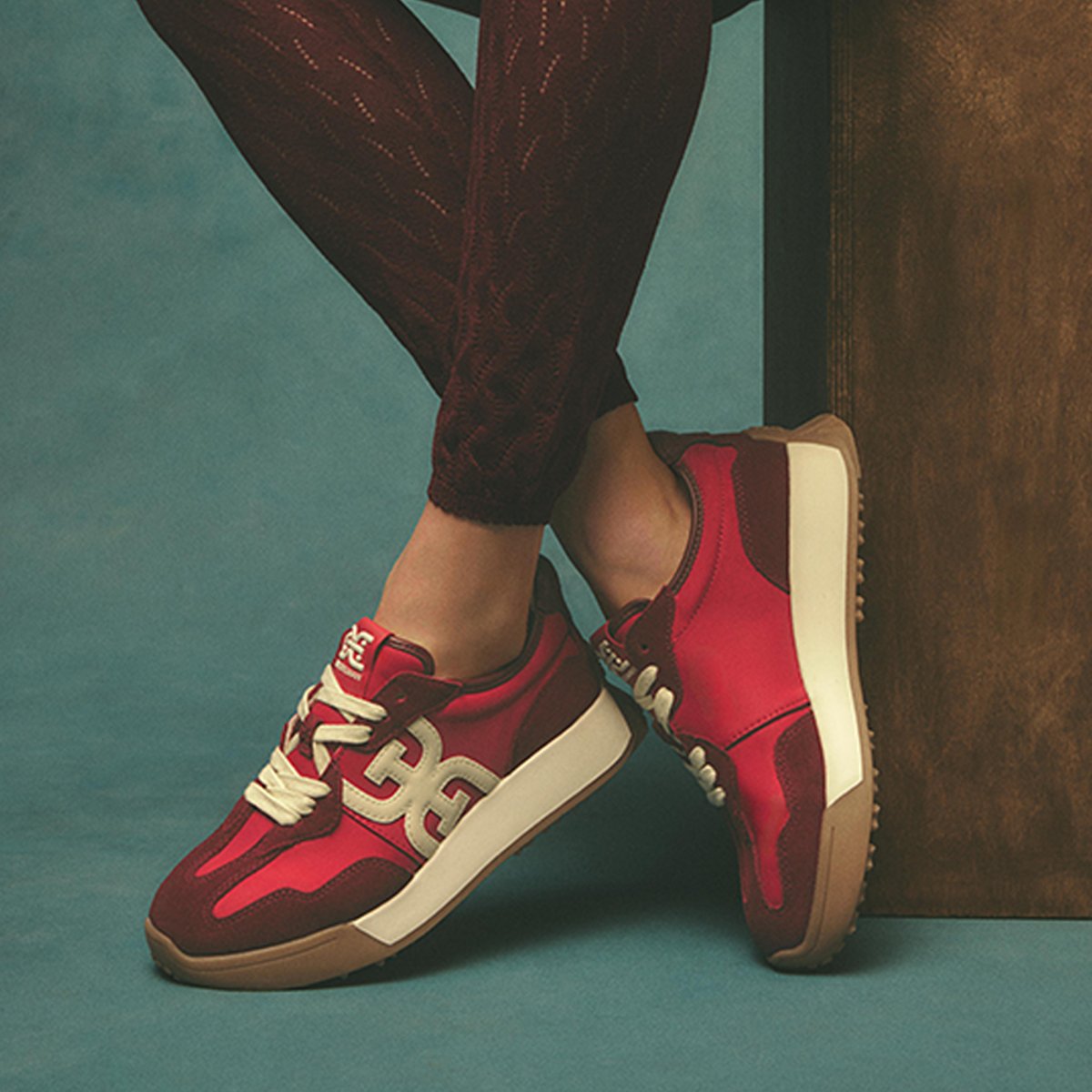 Sam Edelman Sam Edelman Langley Lace Up Sneaker in Deep Scarlet