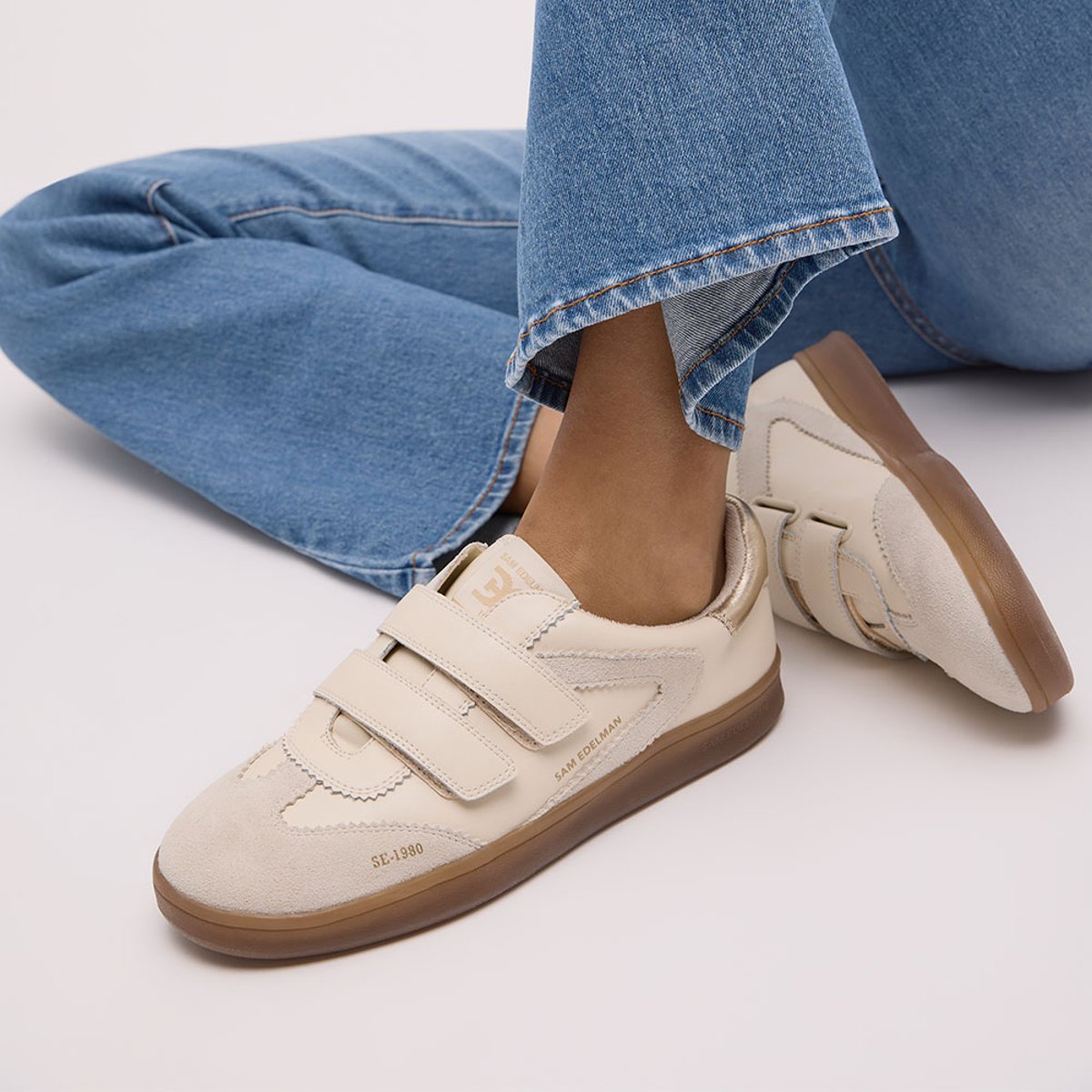 Sam Edelman Sam Edelman Talia Velcro Sneaker in Ivory/Gold