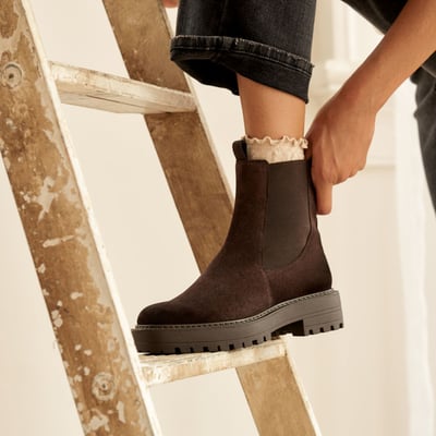 Sam Edelman Laguna Chelsea Boot in Chocolate Brown